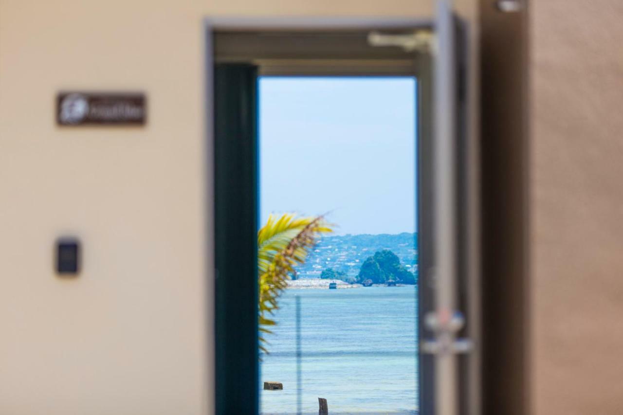 Side Grand Blue Okinawa Villa